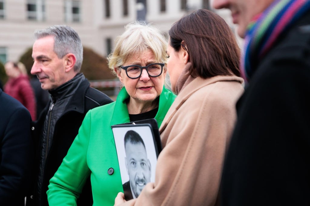 DDR-Bürgerrechtler sehen Gefahren für Demokratie.