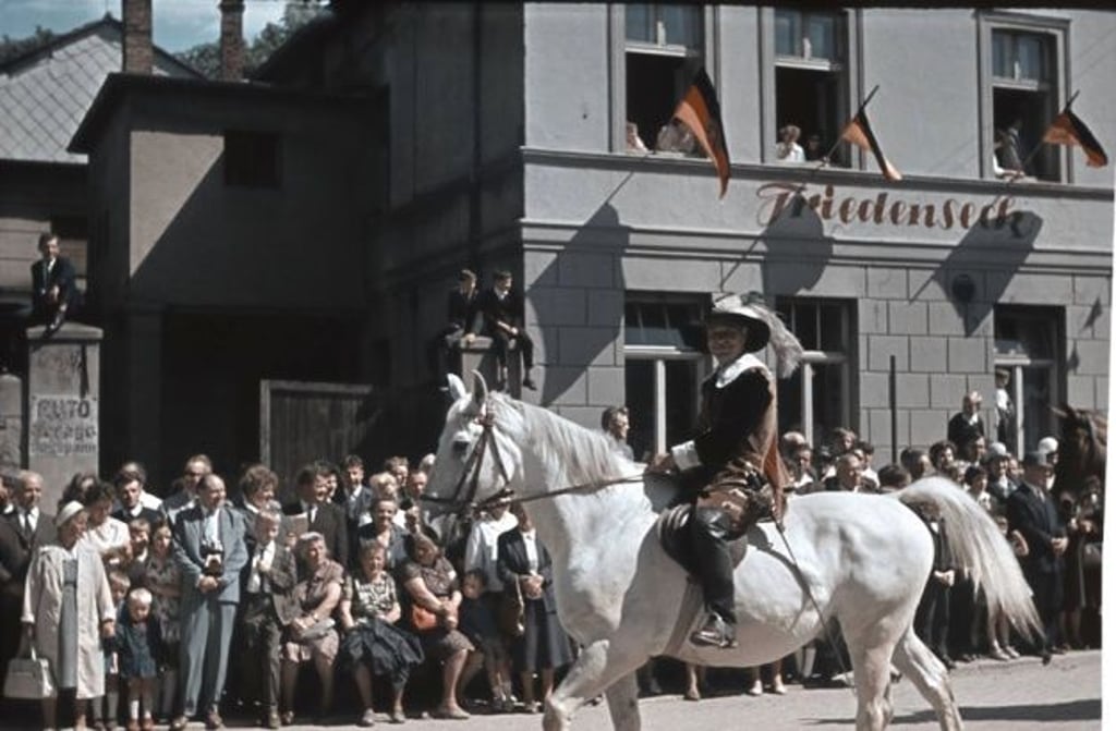Das „Friedenseck“ bei Haldenslebens 1000-Jahr-Feier 1966.