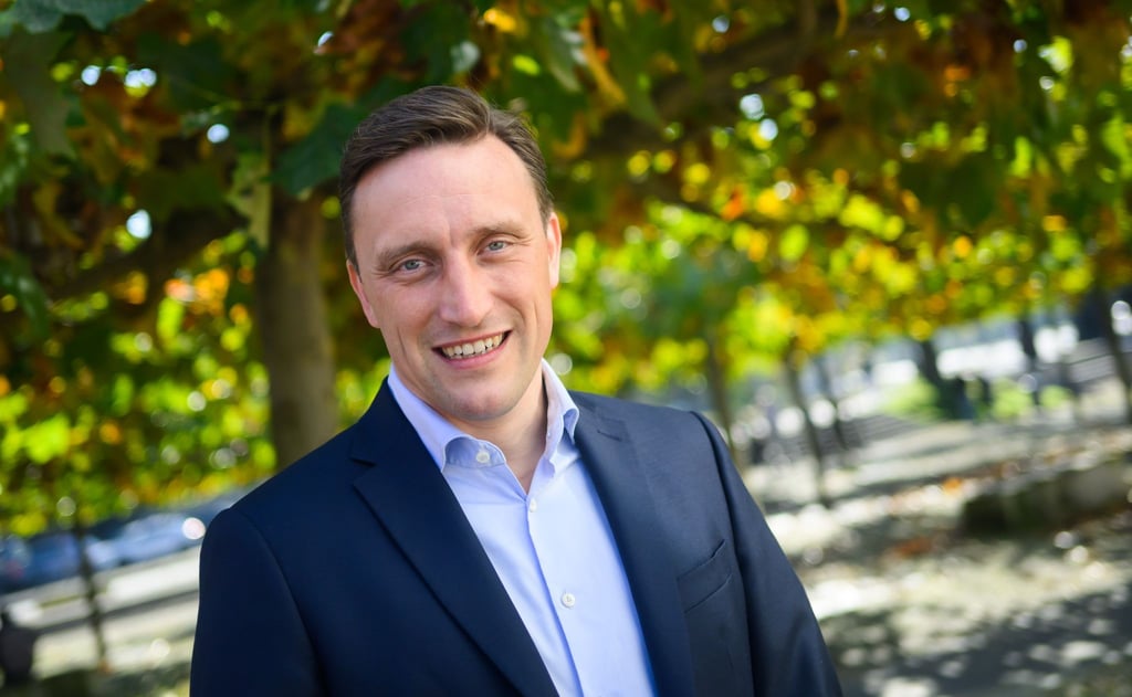 CDU-Landeschef Sebastian Lechner sieht derzeit große inhaltliche Differenzen zwischen seiner Partei und den Grünen. (Archivbild)