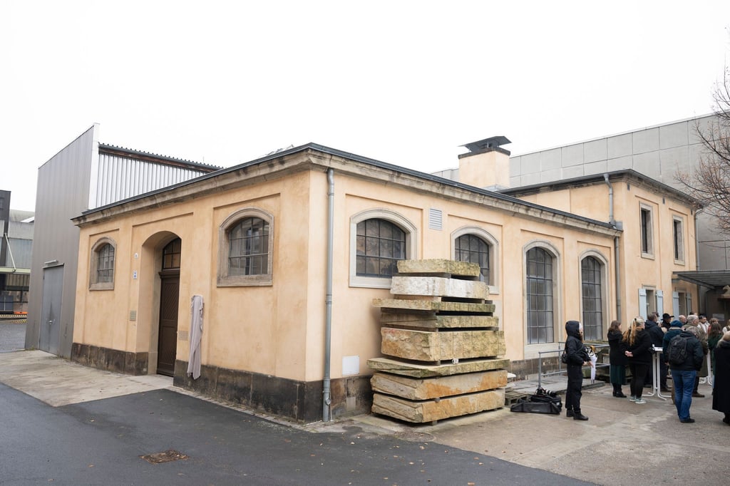 Die Dresdner Zwingerbauhütte kümmert sich seit 100 Jahren um den Bauerhalt des berühmten barocken Gebäudeensembles.