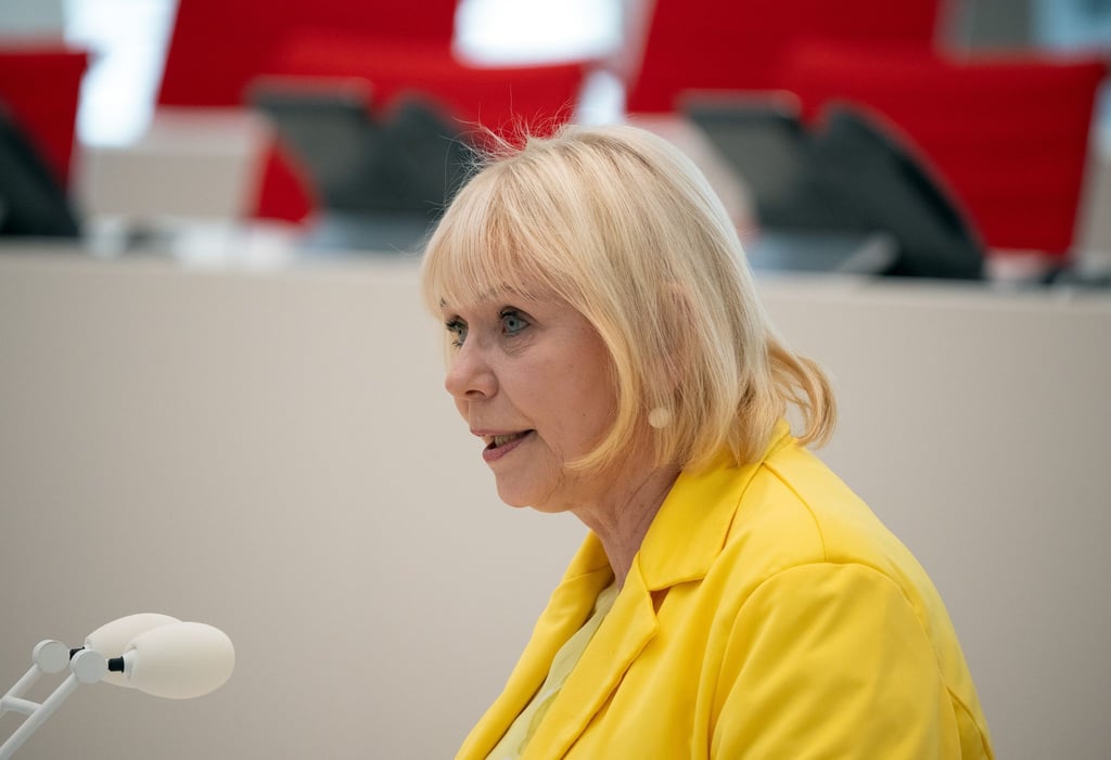 Brandenburgs Landtagspräsidentin Ulrike Liedtke appelliert an Sorben/Wenden, ihre Stimme für die Wahl der politischen Interessenvertretung der Minderheit abzugeben. (Archivbild)