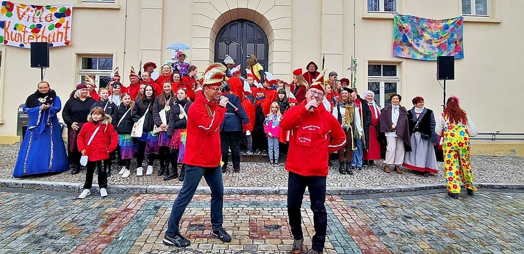 Der NCC sorgte auch mit Gesang für Stimmung beim Rathaussturm.