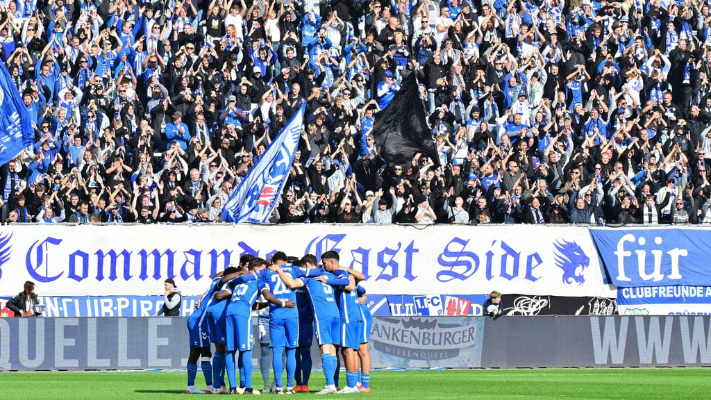 Das Team des 1. FC Magdeburg beim Spiel gegen den SSV Ulm.
