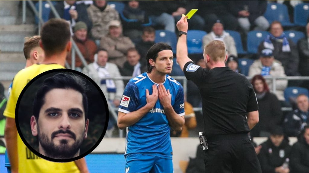 Referee Lars Erbst zeigt FCM-Spieler Jean Hugonet die Gelbe Karte wegen Meckerns beim Spiel gegen den SSV Ulm.