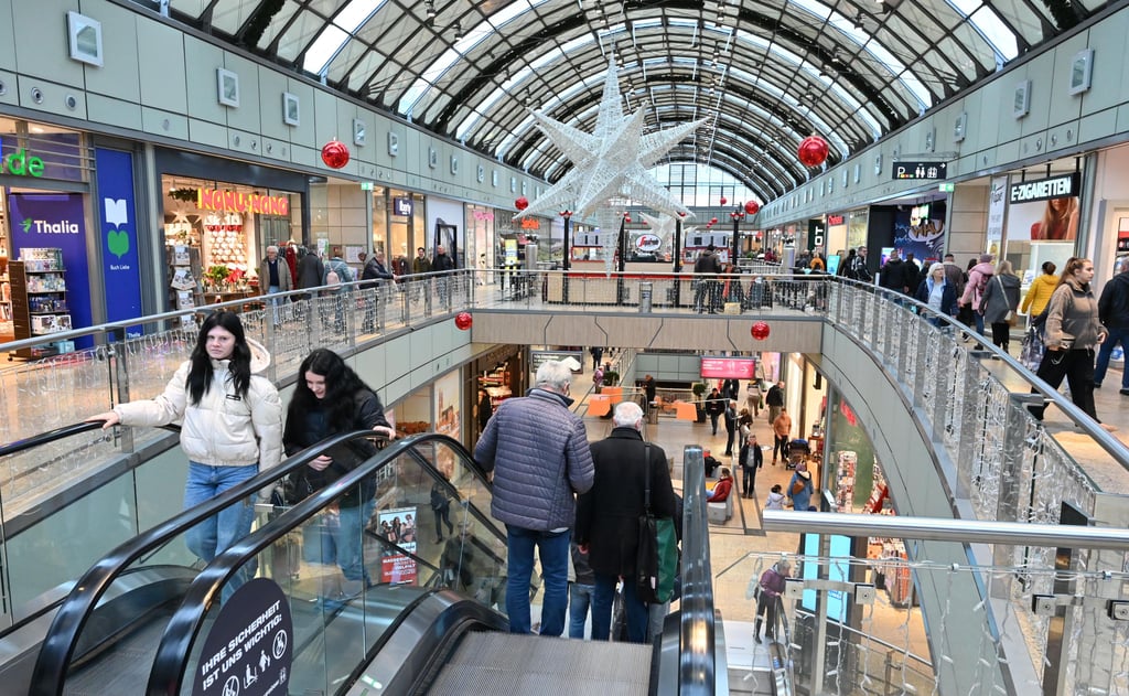 Blick ins Allee-Center in Magdeburg.