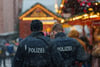 Auf Sachsen-Anhalts Weihnachtsmärkten wird es verstärkte Polizeikontrollen für Besucher geben - auch ohne Anlass.