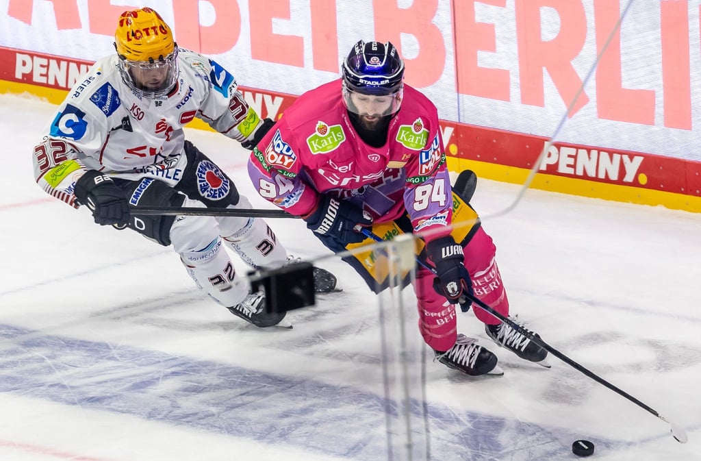 Angreifer Liam Kirk trifft mit den Eisbären Berlin auf seinen Heimatclub Sheffield Steelers.