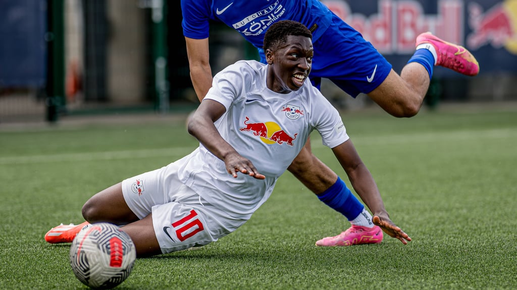 RB-Talent Yohan Ngatcheu Kouatcha mit vollem Einsatz.