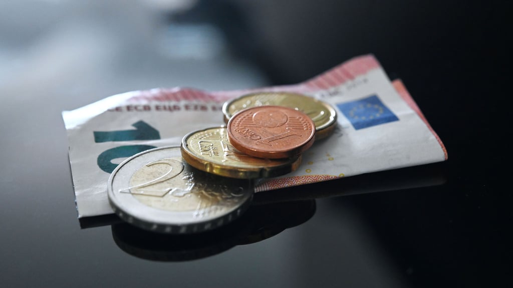 Symbolfoto - Jugendhilfeausschuss beantragt mehr Geld.