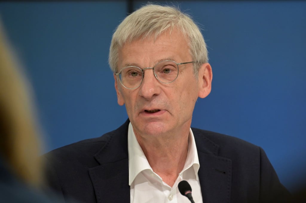 Brandenburgs AfD-Landtagsfraktionschef Hans-Christoph Berndt hat bei der Wahl zum Vizevorsitzenden des Landtags-Hauptausschusses nicht die notwendige Stimmenzahl bekommen. (Archivbild)