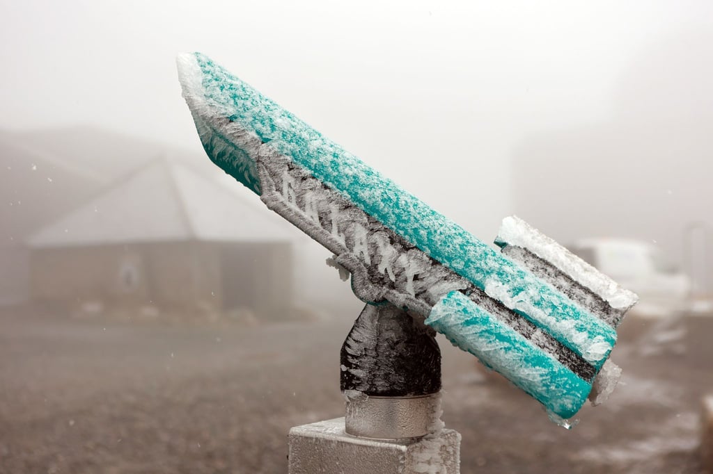 Erste Schneeflocken fielen im Harz und auf dem Fichtelberg.