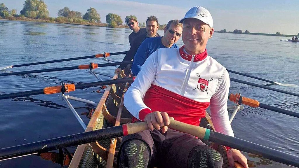Mitglieder des Tangermünder Ruderclubs beim Abrudern – also der letzten gemeinsamen Ausfahrt des Jahres.