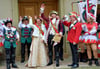 „Allemoal!“, rief das Prinzenpaar Katharina und Tom Petzholz  vor dem Rathaus in Osterburg aus.  Die Osterburger Carnevalsgesellschaft (OCG) feiert ihre 50. Saison.