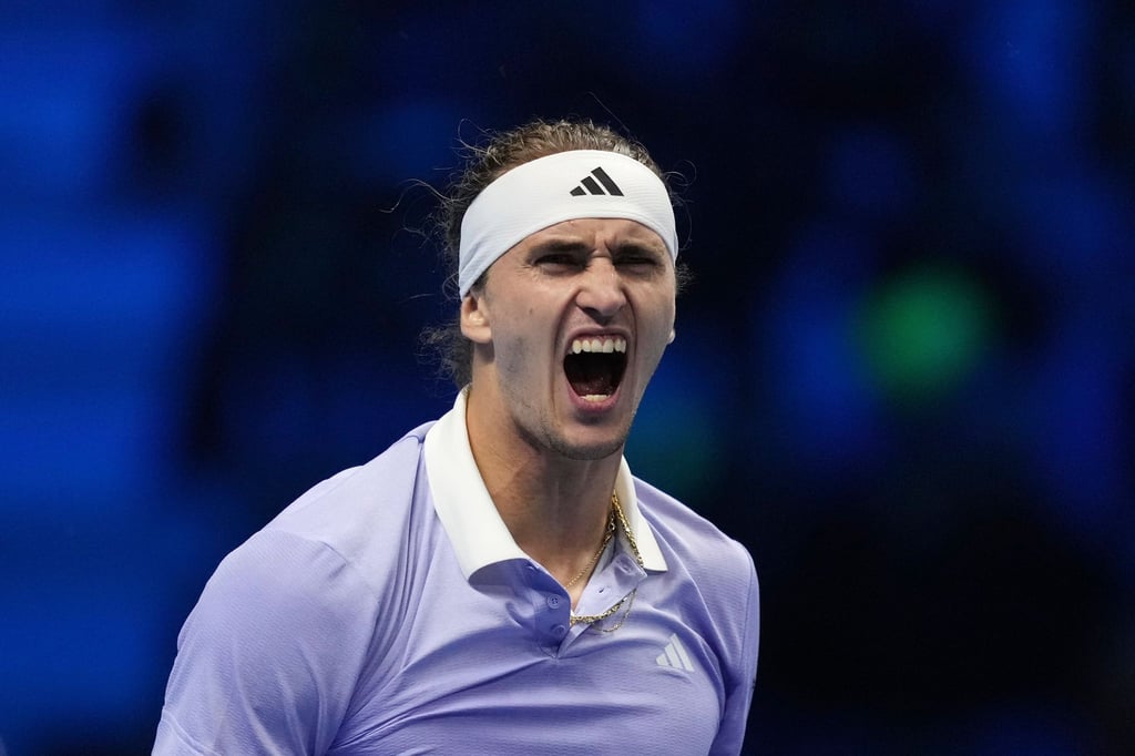 Sein Auftaktmatch in Turin gewann Alexander Zverev souverän gegen Andrej Rubljow - nun will er gegen Casper Ruud nachlegen.