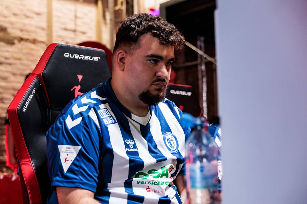 FCM-Neuzugang Onur Polat gewann mit seinem Kollegen Ali Gencer in der Virtual Bundesliga gegen den FC Schalke 04.