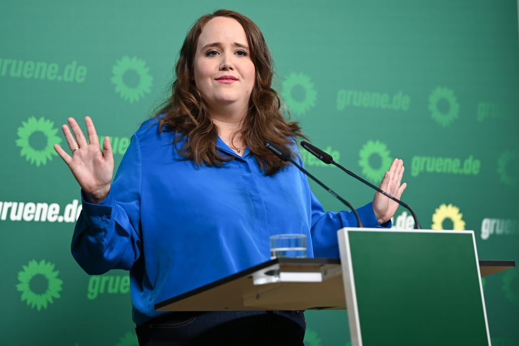 Die scheidende Bundesvorsitzende der Grünen, Ricarda Lang, ist in den vergangenen Jahren besonders häufig Ziel von hasserfüllten Verbalattacken geworden. (Archivbild)