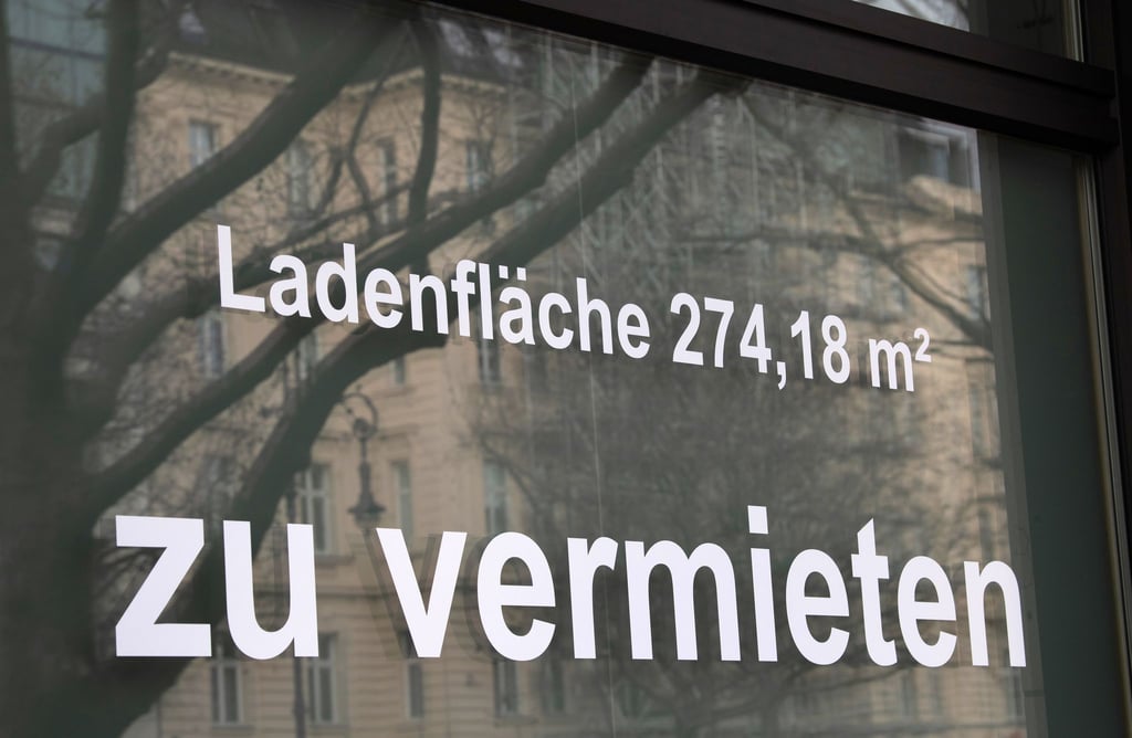 In Brandenburg ist die Zahl der insolventen Unternehmen im ersten Halbjahr gestiegen, während die Forderungssumme zurückging. (Archivbild)