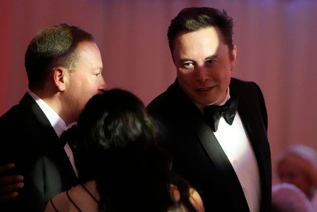 Auch Tech-Milliardär Elon Musk, für den Trump eine externe Berater-Rolle vorgesehen hat, war dabei.