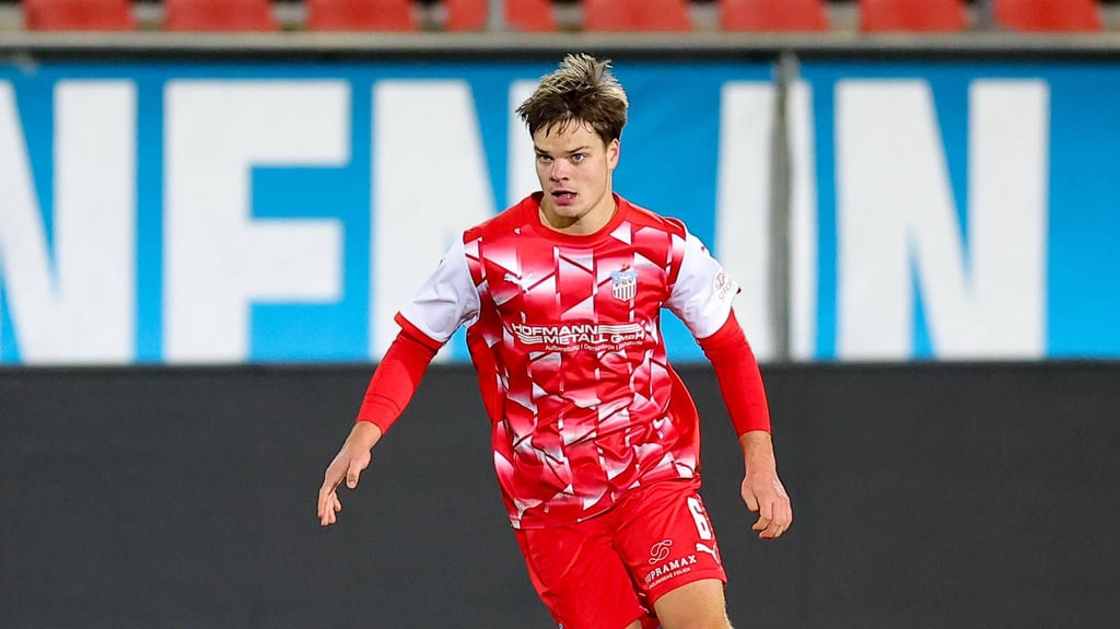 Philipp Heller, Regionalliga-Spieler beim FSV Zwickau, spielt aktuell beim Oberligisten 1. FC Magdeburg II vor.
