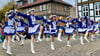 Die Kinderprinzengarde des Derenburger Carnevalsvereins Blau-Weiß gab zum Start der 68. Session eine Zugabe ihrer Tanzshow auf dem Markt im Harz-Städtchen.