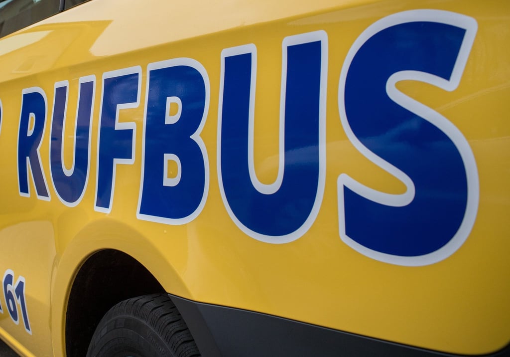 In Sachsen-Anhalt setzen immer mehr Landkreise vor allem in ländlichen Gegenden auf Rufbusse oder innovative Möglichkeiten. (Archivbild)