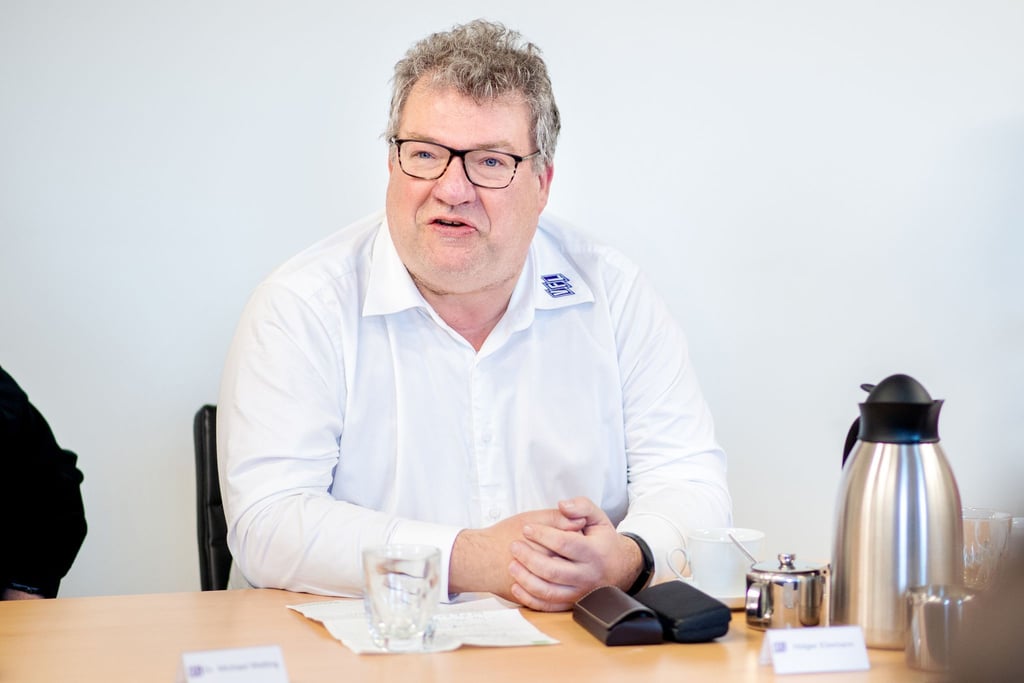 Holger Elixmann bleibt Präsident des VfL Osnabrück.