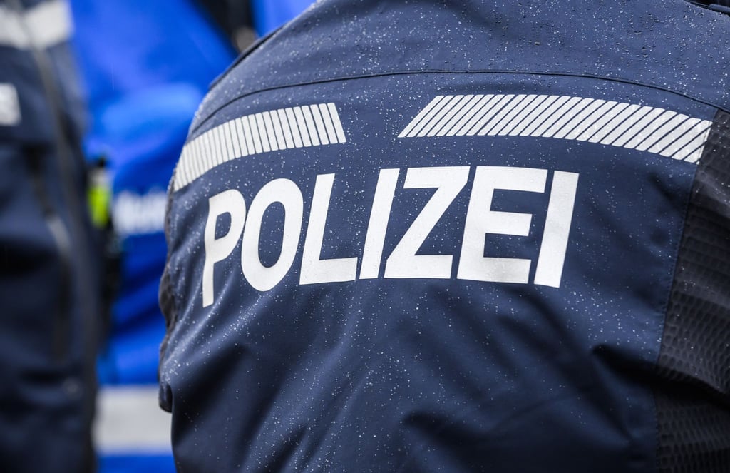In Annaberg-Buchholz ist ein Schwerverletzter gefunden worden. (Symbolbild)