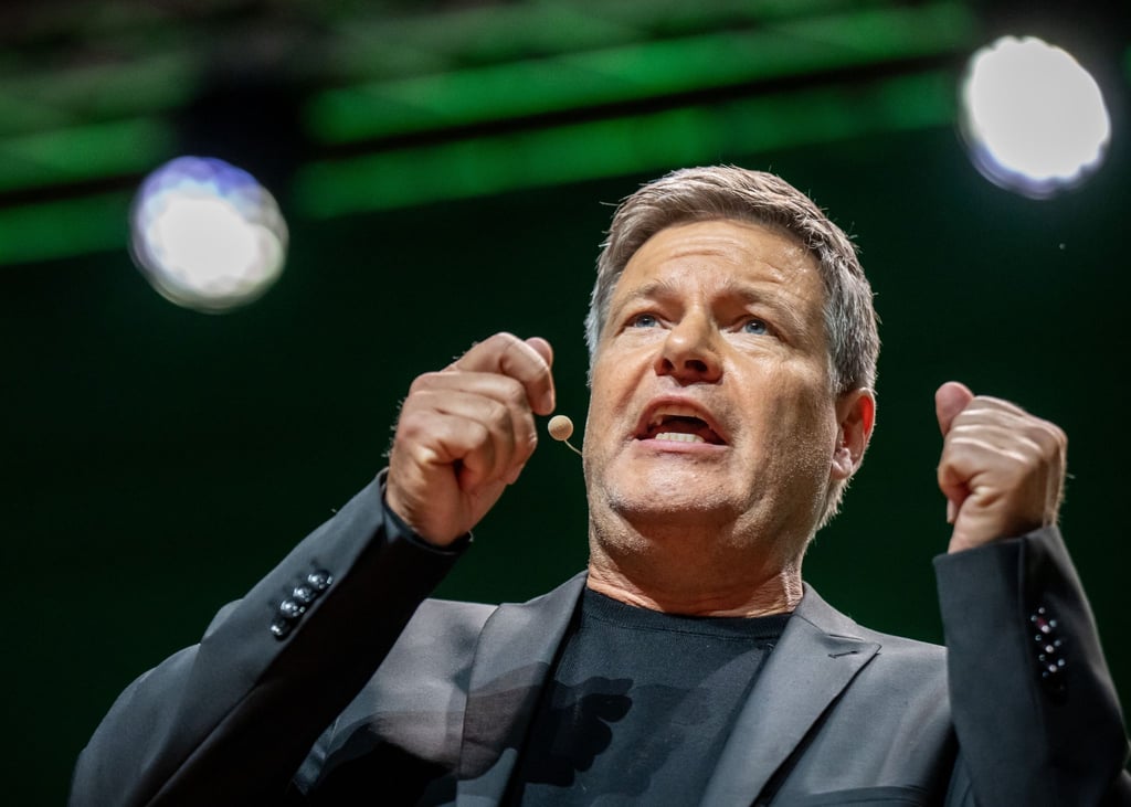 Auf Distanz zu Bundeskanzler Olaf Scholz: Grünen-Spitzenkandidat Robert Habeck.