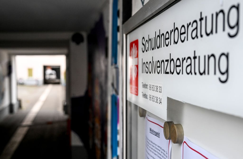 Mehr als jeder zehnte Berliner im Erwachsenenalter gilt als überschuldet. (Archivbild)