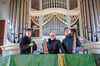 Die Orgel in Langendorf wird von der Firma Alexander Schuke aus Potzdam restauriert. Im Bild: Orgelbauer Christian Mrzik, Martin Bosch und Constantin Möller. 