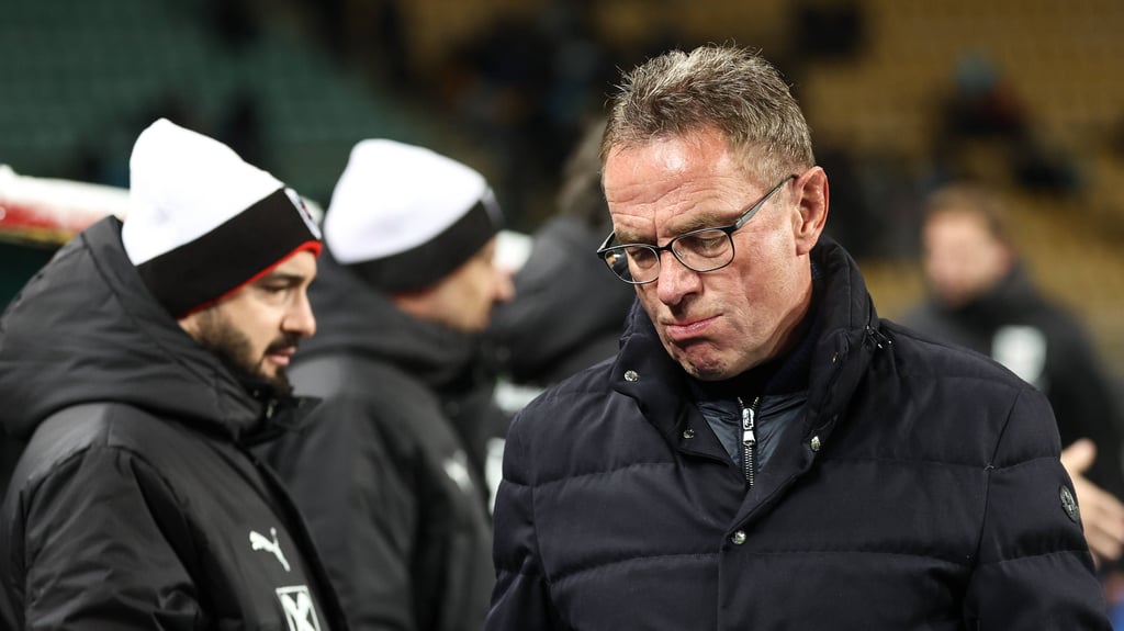 „Freunderlwirtschaft?”: Ralf Rangnick führt einen offenen Kampf mit Präsident Klaus Mitterdorfer.