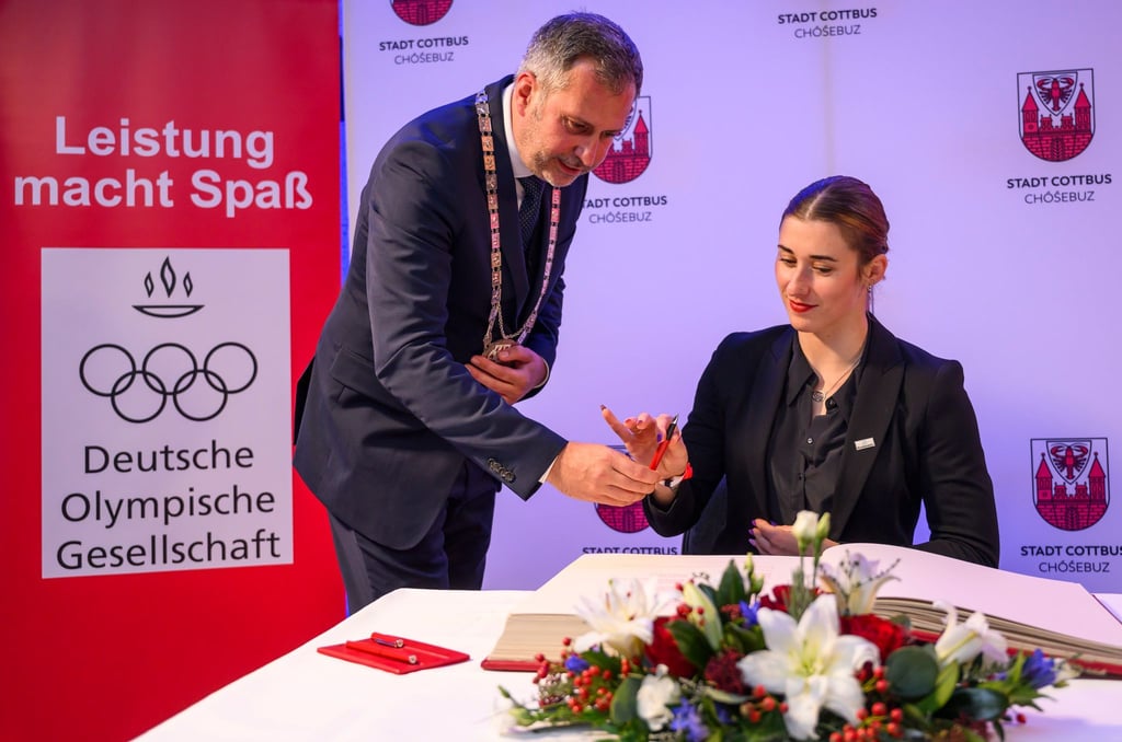 Dem Weg des Ruhmes in Cottbus wurden neun Plaketten hinzugefügt.