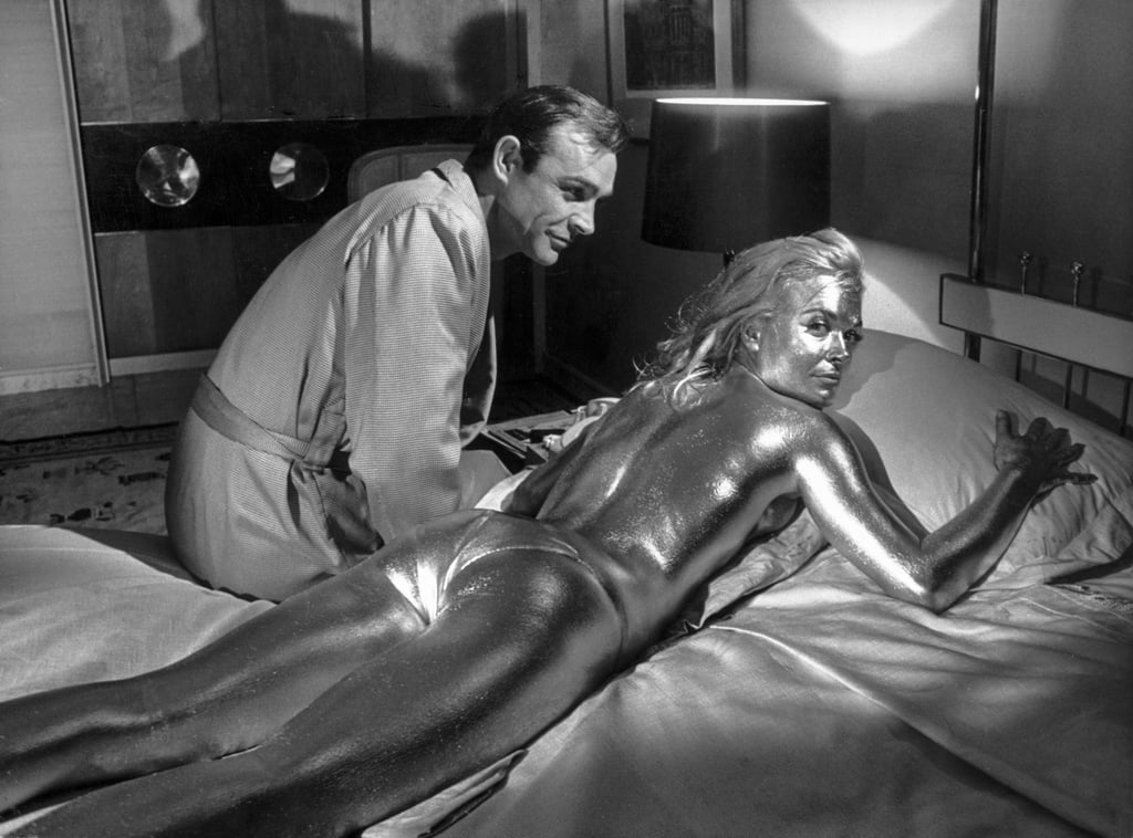 Vic Flicks Gitarrenspiel war in den 60er Jahren in mehreren James-Bond-Filmen zu hören, auch in „Goldfinger“ von 1964.