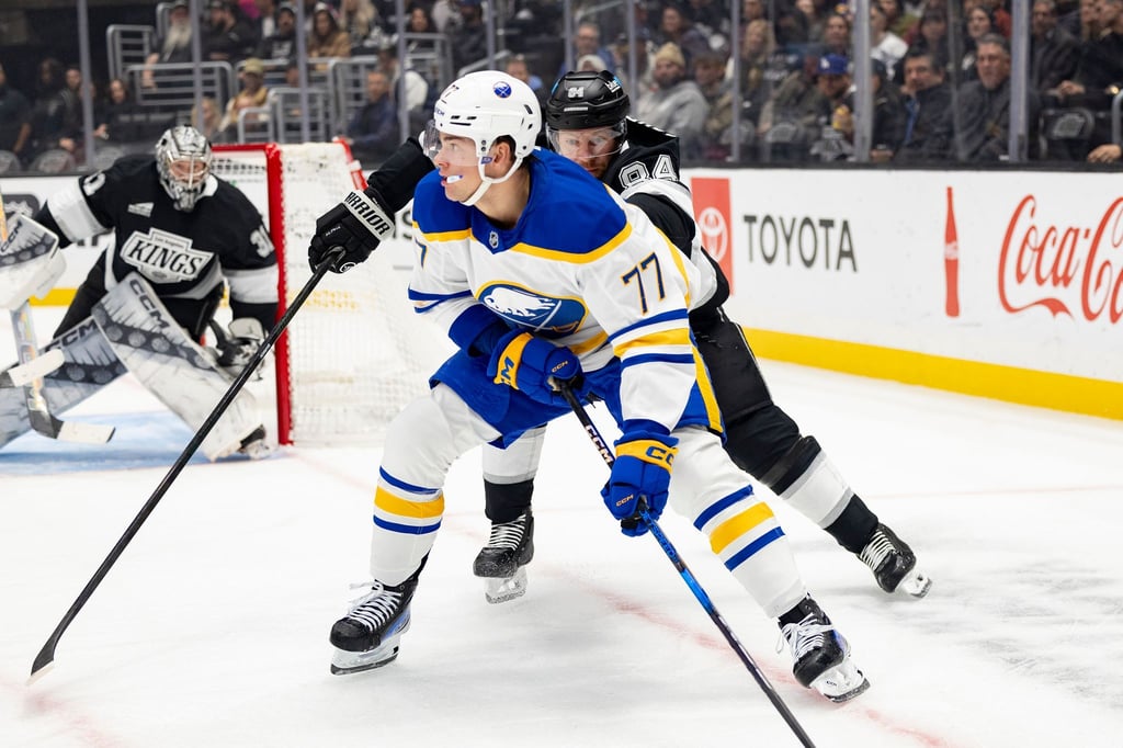 JJ Peterka gelang mit Buffalo ein Sieg gegen die Los Angeles Kings.