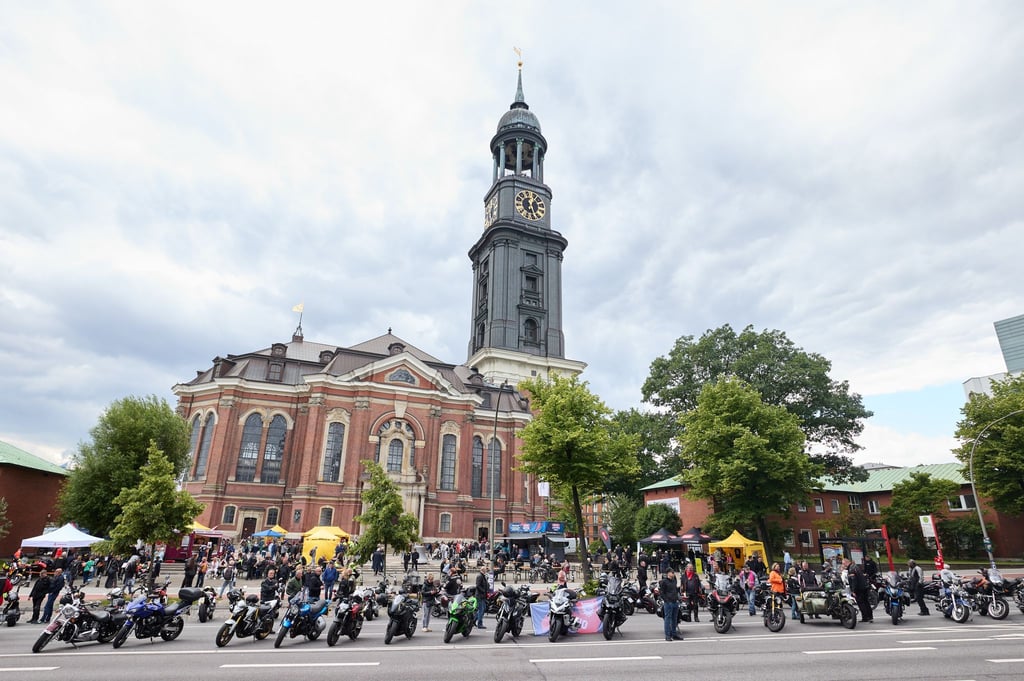 Der letzte traditionelle Hamburger Motorradgottesdienst soll 2025 stattfinden. (Archivbild)