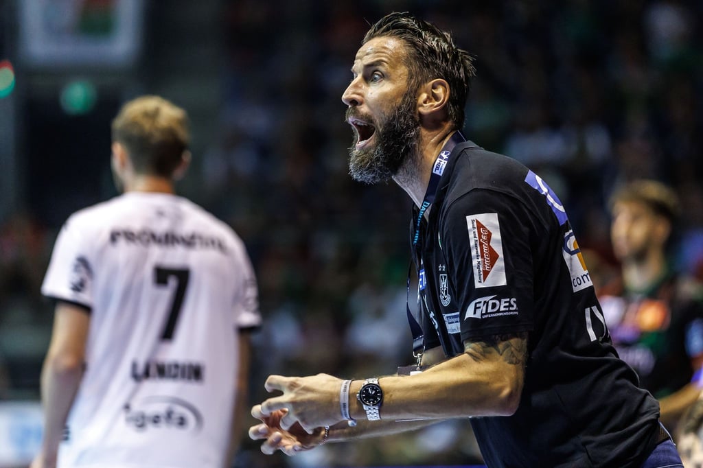 Muss Lösungen finden: SCM-Trainer Bennet Wiegert.