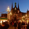 An dem Stand auf dem Weihnachtsmarkt in Wernigerode entstand nur ein leichter Schaden.