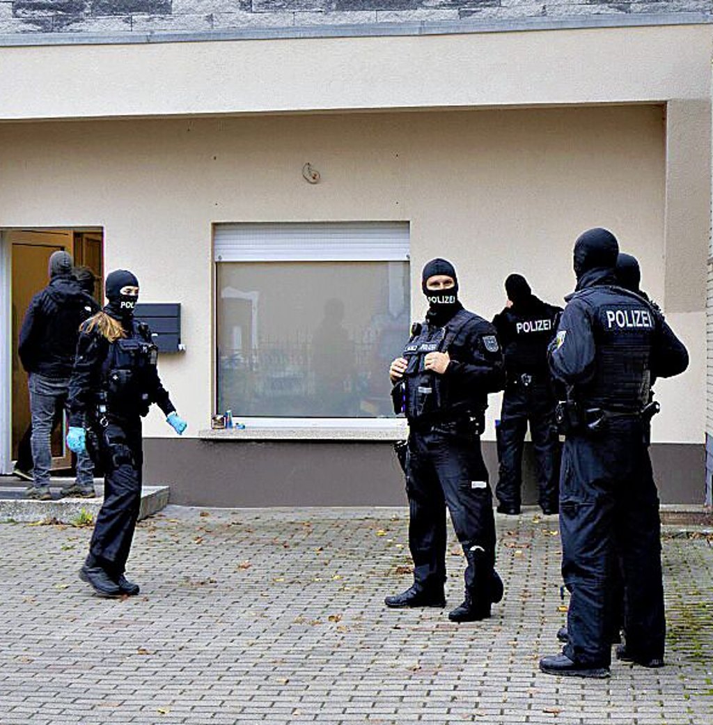 Großeinsatz für Polizei und zoll im Kampf gegen Drogen: Die Razzia in Zörbig und Umgebung waren Teil einer großen Drogenrazzia.