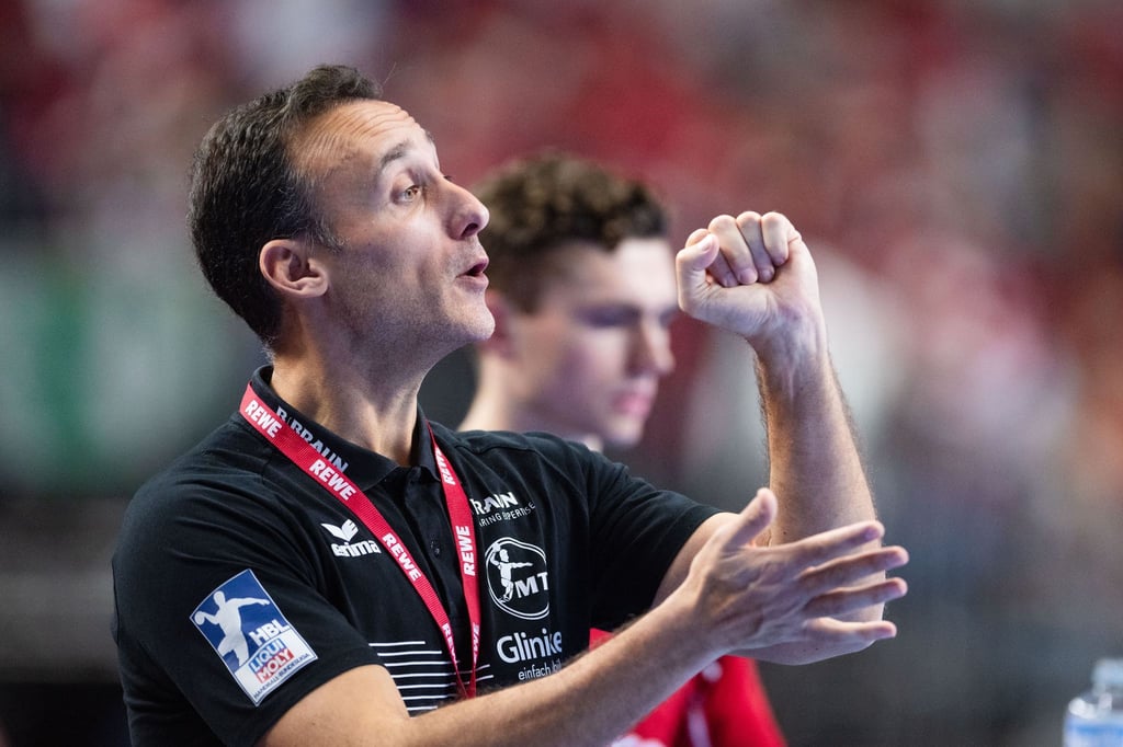 Die MT Melsungen und Trainer Roberto Garcia Parrondo waren beim ThSV Eisenach zu Gast.