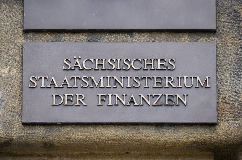 Im sächsischen Doppeletat für 2025/2026 klafft eine Lücke von vier Milliarden Euro (Foto Illustration).