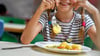 Für die Weferlinger Grundschüler könnte es bald wieder ein Mittagessen in der Schule geben.