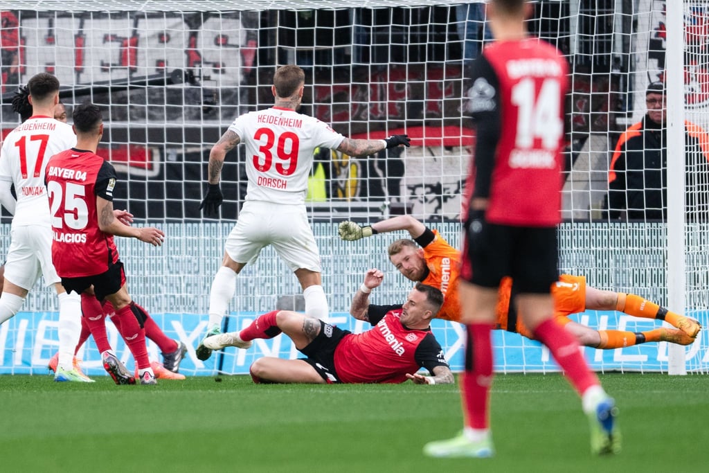 Wieder ein Gegentor für Leverkusen.