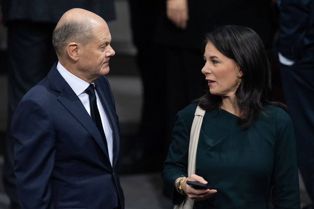 Grünen-Außenministerin Annalena Baerbock will wie SPD-Kanzler Olaf Scholz in Potsdam für die Neuwahl kandidieren. (Archivbild)