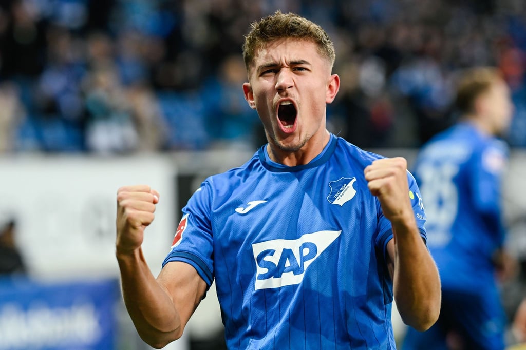 Tolles Freistoßtor: Tom Bischof