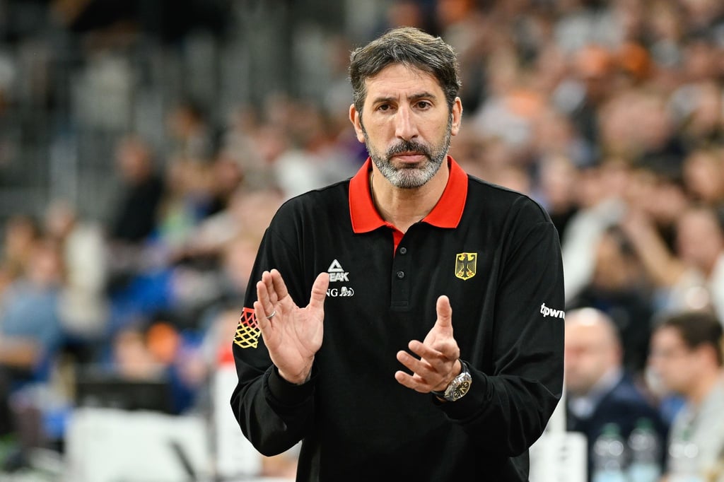 Der neuen Basketball-Bundestrainer Álex Mumbrú konnte sich über seinen ersten Sieg freuen.