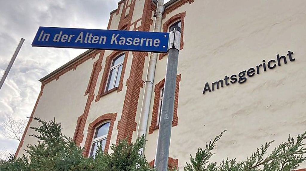 Das Burger Amtsgericht hat seinen Sitz In der Alten Kaserne.