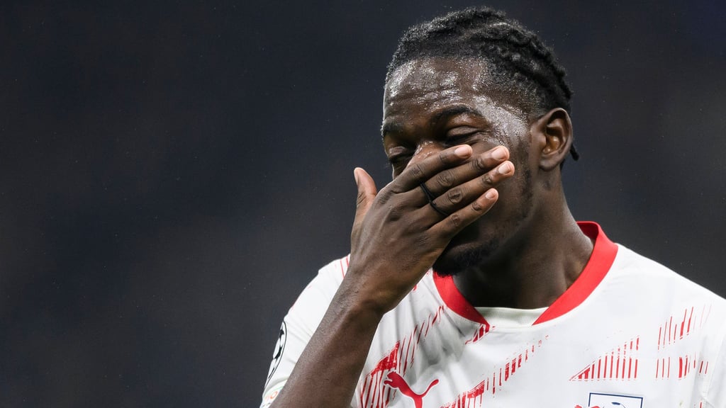 RB-Verteidiger Castello Lukeba fällt gegen Aston Villa aus.