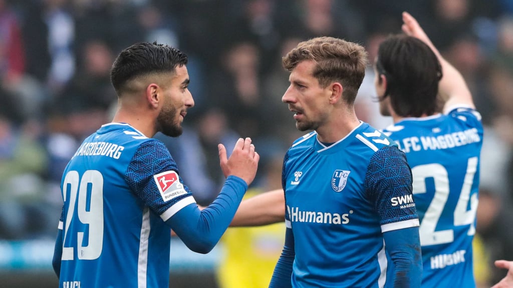Ob Livan Burcu (l.) für den 1. FC Magdeburg am Freitag gegen Hertha BSC Berlin auflaufen kann, ist noch fraglich. Bei Alexander Nollenberger sieht es sehr schlecht aus.