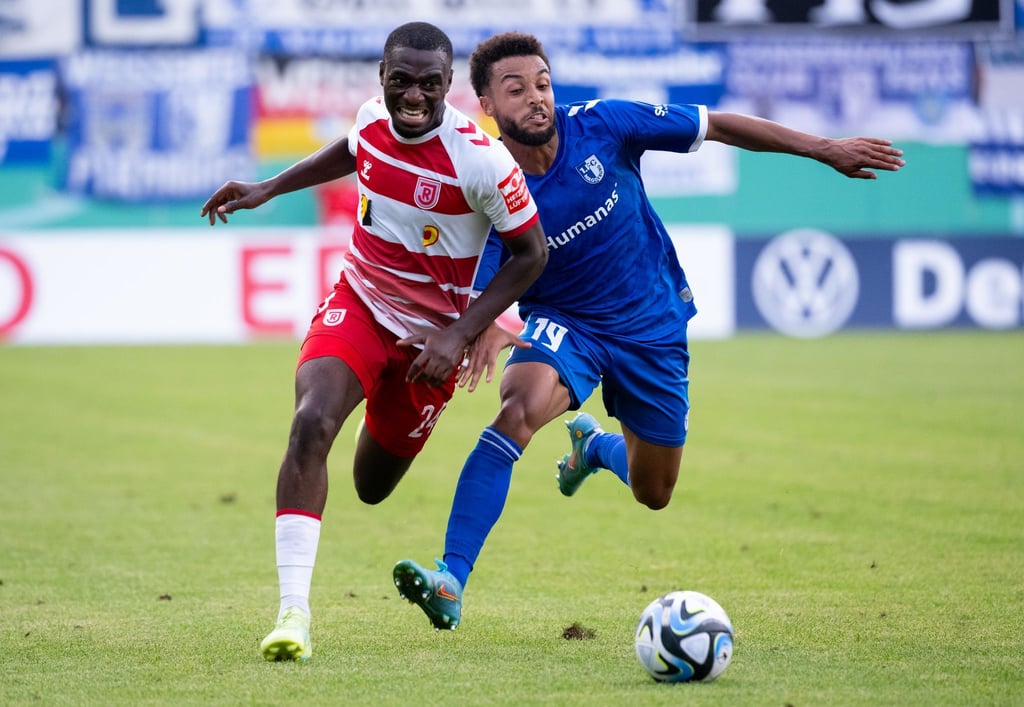 Jahn Regensburg erinnert an Agyemang Diawusie.
