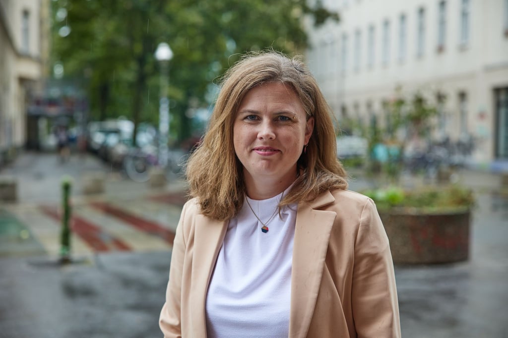 Der Rechnungshof kritisiert hohe Personalausgaben im Bezirk von Grünen-Bürgermeisterin Clara Herrmann. (Archivbild)